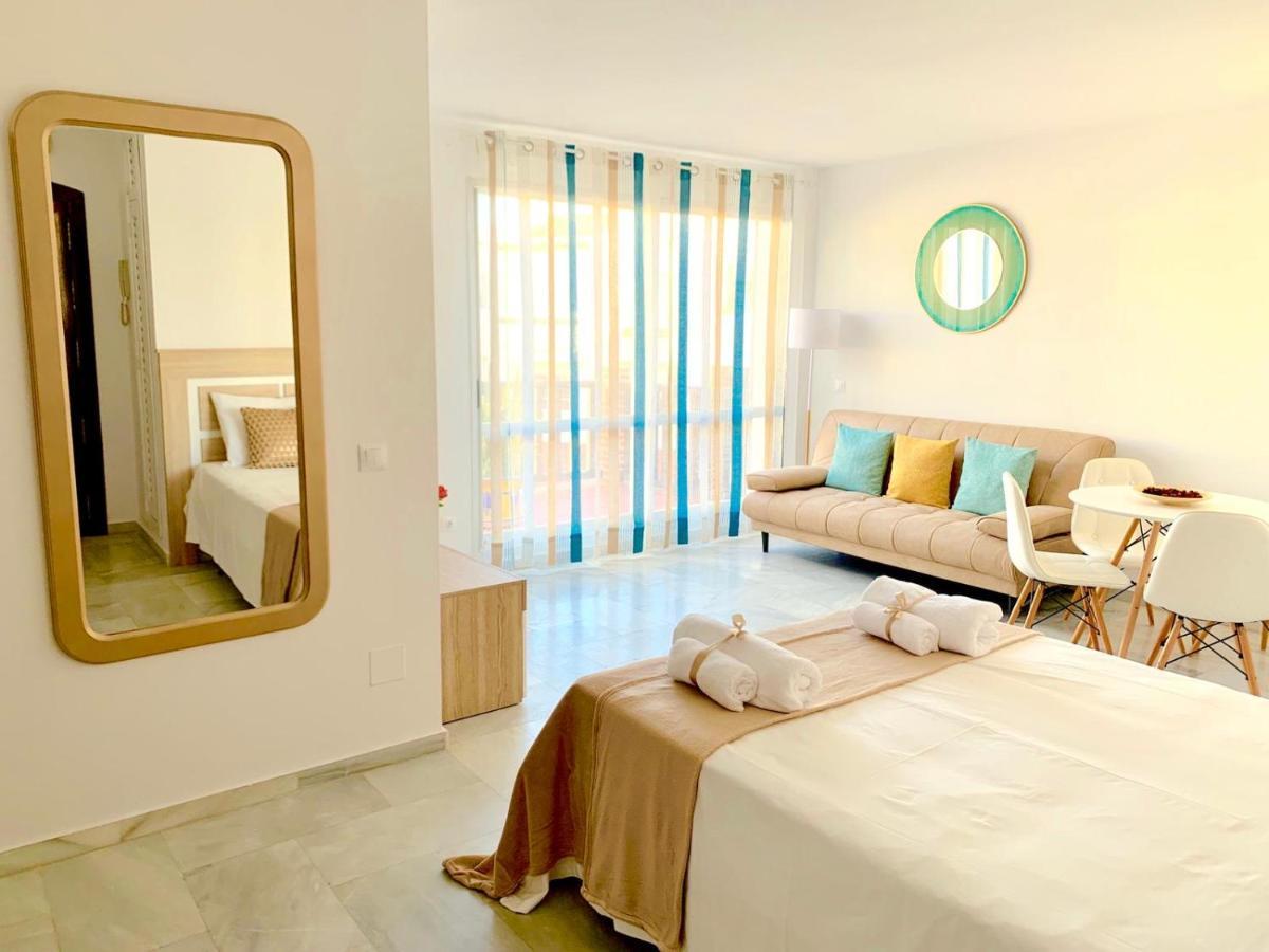 Apartamento Marina Suite Benalmadena Ngoại thất bức ảnh